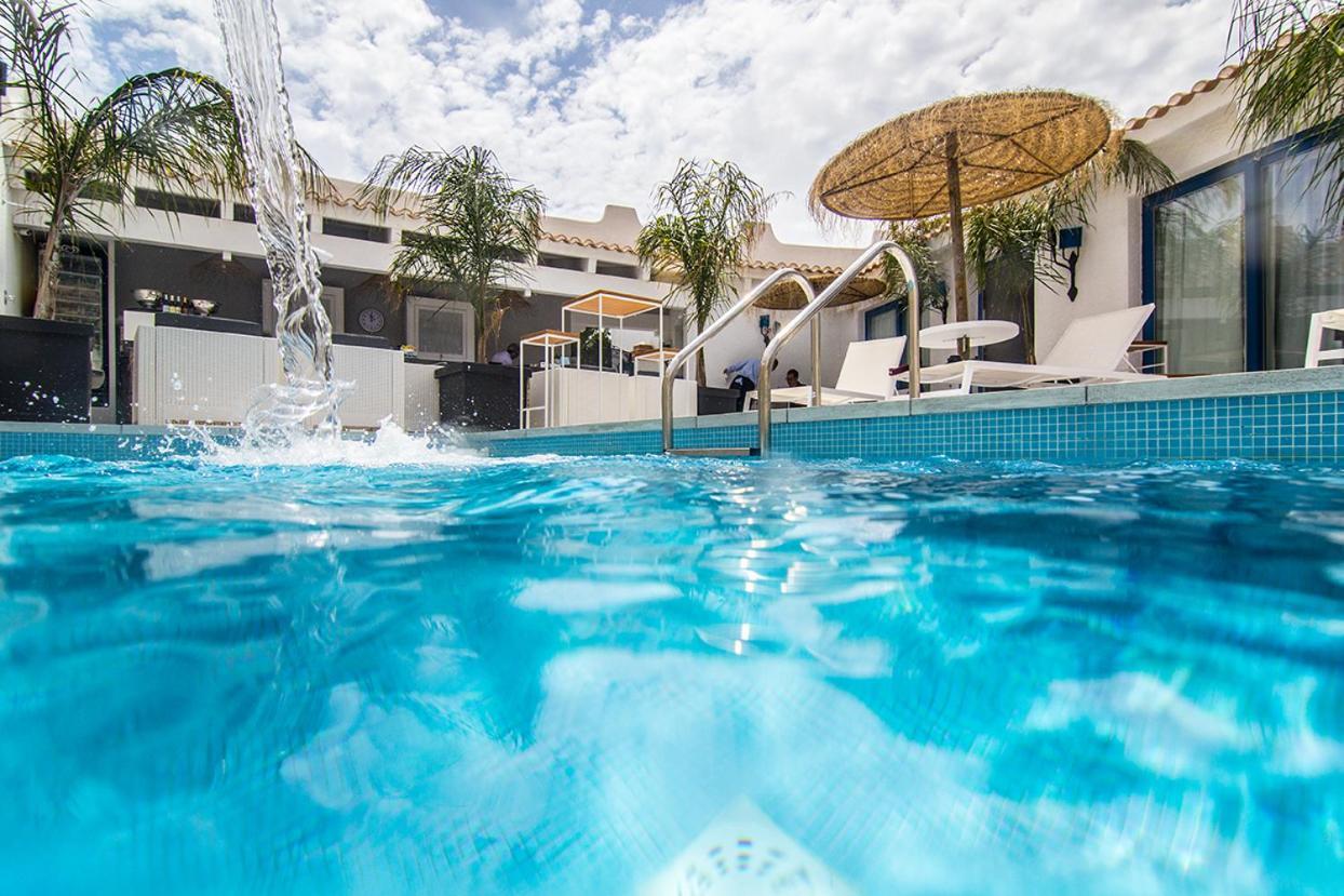 Capoblu Hotel Pula Luaran gambar
